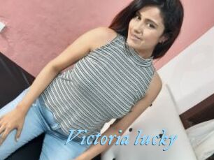 Victoria_lucky
