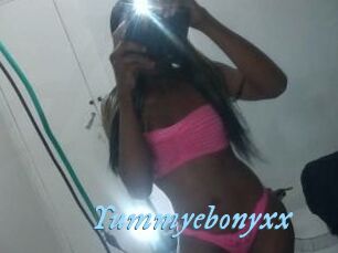 Yummyebonyxx